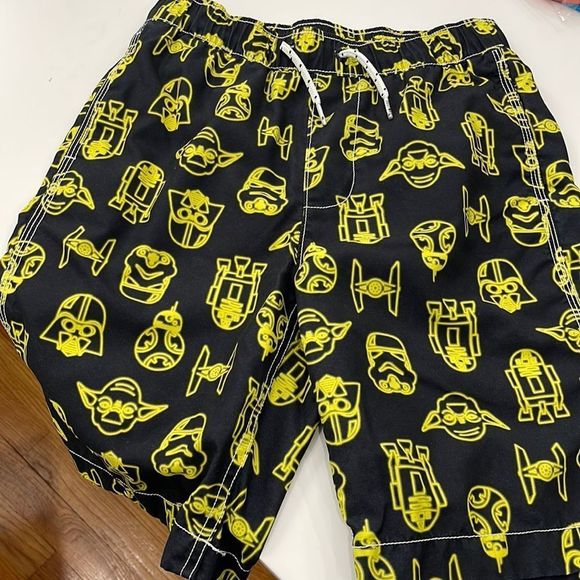 Boys Starwars swimming trunks - Picture 1 of 3